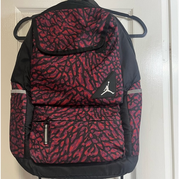 $5 SALE Basketball backpack. Rose, black, & purple print.  EUC - Picture 1 of 9